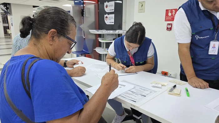 Colpensiones avanza en alternativas de atenci&oacute;n en las zonas afectadas por el terremoto.